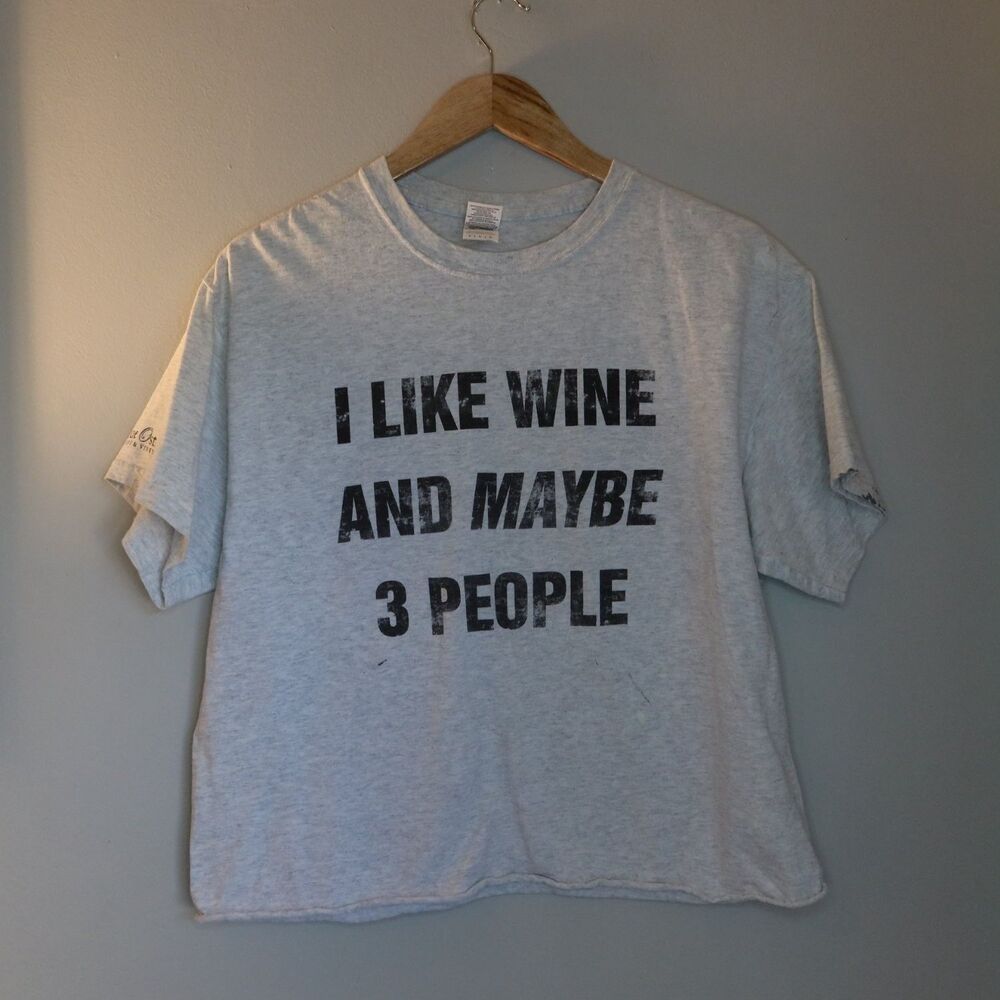 Gildan Wine Humor T-Shirt Ultra Womens L Gray Crew Neck Short Sleeve Crop y2k